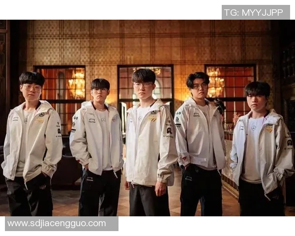 拳头官网发布全球战队实力最新排名引发热议与期待 拳头官网发布全球战队实力最新排名引发热议与期待